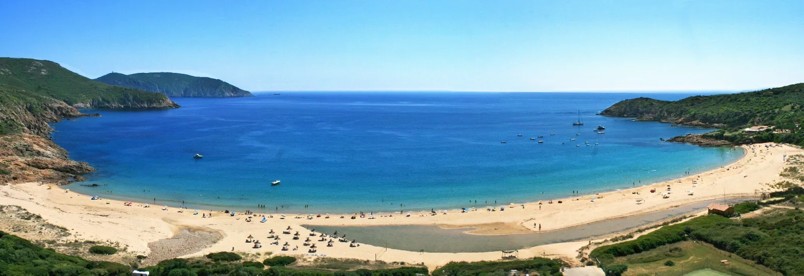 Spiaggia di Arone, sabbia fine e acqua turchese — 8ª spiaggia più bella della Corsica